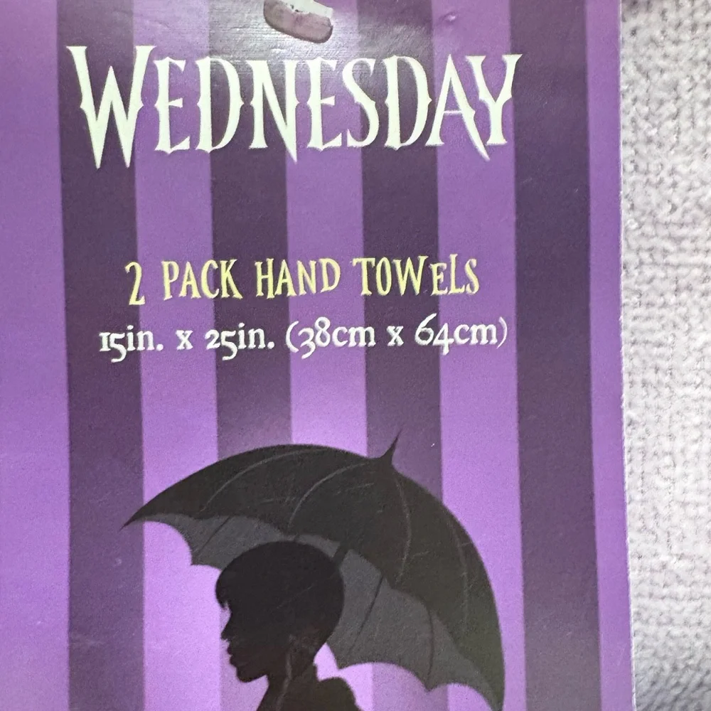 WEDNESDAY NWT 2pc 100% cotton hand towel set -lavender/purple -25x15